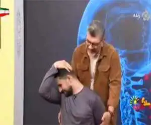 ویدیو  -  حرکت جالب مجری؛ قلقلک مهمان روی آنتن زنده!