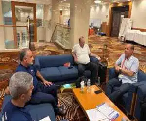 رئیس کاروان ایران در جمع فوتبالیست ها