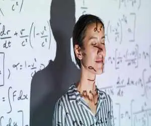 ویدیو  -  تصویر مریم میرزاخانی در کتاب ریاضی پایه پنجم در ایتالیا