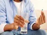 هرگز قرص را با این نوشیدنی ها نخورید