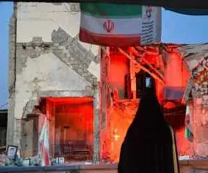 زنگ مهر در مدرسه لاله ها  -  روایتی تصویری از تلاش جهادگران دانشجو برای بازسازی مدرسه شجره طیبه میناب در آستانه ماه مهر