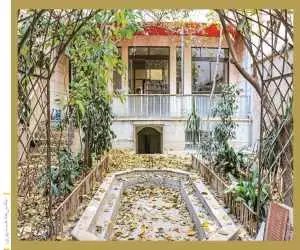 چراغ خانه فروغ در زمستان روشن می شود
