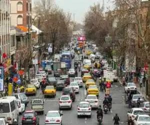 ترافیک تهران در مهر 30 درصد بیشتر می شود؛ لغو سهمیه 20 روزه تردد رایگان در محدوده کاهش آلودگی از 1 تا 8 مهر