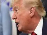 ترامپ: طاق نصرت واشنگتن به پایگاه نظامی مجهز به پهپاد و تک تیرانداز تبدیل می شود