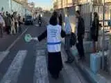 حضور پلیس زن در مقابل مدارس دخترانه