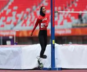 پاداش 2 - 5 میلیاردی به دختر دونده ایران بعد از دیسکالیفه شدن