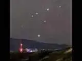 بازگشت نورهای مرموز به آسمان آمریکا؛ گوی های درخشان دوباره ظاهر شدند  -  تصاویر