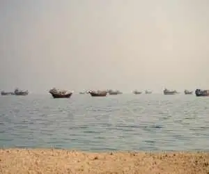 یک نفتکش منفجر شد!