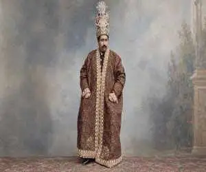 در مراسم تاج گذاری شاه معروف ایران چه گذشت؟  -  شاهی که از تاجش خسته شد