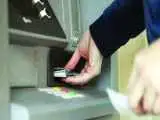 بنر جالب روی شیشه یک مغازه؛ مشتری مداری در مازندران + عکس