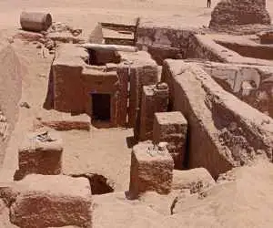مقبره 1700ساله از دوران روم و کشف تازه باستان شناسان در واحه دخله مصر