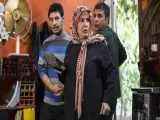 بازیگر دردسرهای عظیم: گرانی مهم نیست! مردم در ایران واقعا آزادی دارند، باید قدرش را بدانند  -  ببینید