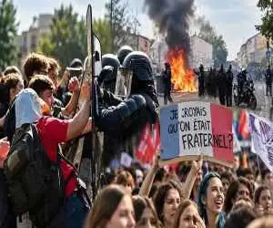 فرانسه خسته از گرانی و مداخله جویی؛ (ماکرون برو بیرون)