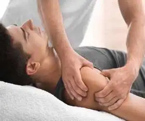 ماساژ واقعاً درد را کم می کند؟ پاسخ کارشناسان