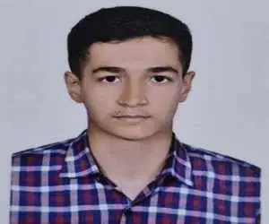 رتبه 10 کنکور تجربی از ساری: (اگر هدف دارید، باید برایش تلاش کنید)  -  انتقاد از سختی کنکور امسال  -  پزشکی تهران یا دندانپزشکی؟