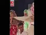 لحظاتی از برگزار شدن مراسم ازدواج در جوار مزار شهدای میناب  -  ویدئو
