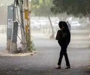 پیش بینی هوای تهران فردا چهارشنبه 15 مهر؛ هوای تهران از فردا تغییر می کند  -  باد شدید، افت دما و احتمال رگبار برف در ارتفاعات