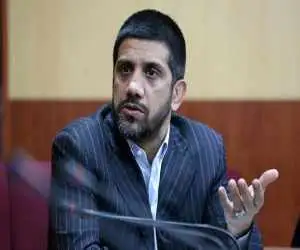 دبیر: به موقعش می گویم چه افرادی باعث شهادت آقا و شهدای دیگر شدند + ویدئو  -  هنوز چوب را برنداشتم؛ به موقعش ...