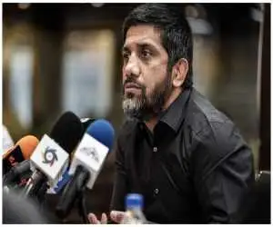 پاسخ طوفانی دبیر به فدراسیون فوتبال؛  با تک تک شما کار دارم  -  با یک کشتی گیر در نیفتید