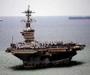 بازگشت ناو فرسوده لینکلن به سواحل آمریکا