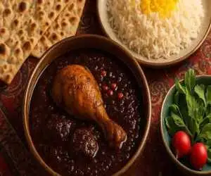 فسنجان گیلانی با بقیه فسنجان ها فرق دارد؛ راز طعم ترش و رنگ تیره آن + درست کردن