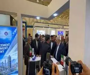 بازدید وزیر نیرو از غرفه سیتا؛ تشریح فعالیت ها شرکت های تابعه برای مدیریت ناترازی انرژی