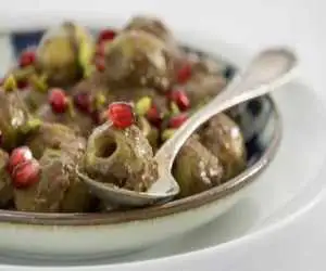 این مدل زیتون پرورده رب انار و گردو نمی خواهد