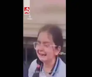 اخراج معلم باحجاب و اشک های دختربچه دانش آموز  -  ویدئو