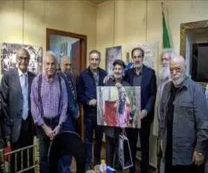 تقدیر از بازیگری که روی سرپوش آب انبار، سیاه بازی اجرا می کرد! -  سنگلج 61 ساله شد