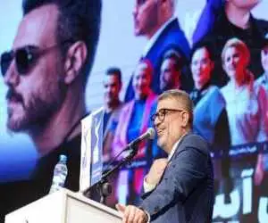 از دختران نابینای دوبلور تا برگزیدگان شعرخوانی؛ دومین دوره فستیوال (واک) برگزار شد