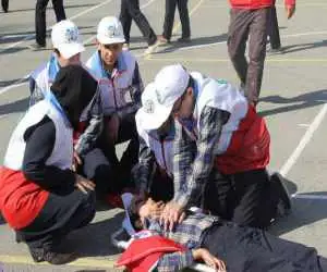 آموزش نجات به دبیرستانی ها