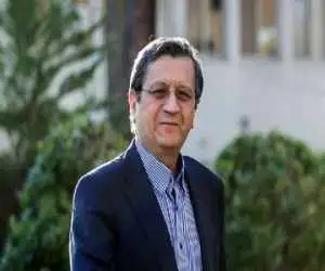 همتی: وعده دو هفته ای بسنت تمام شد؛ اقتصاد ایران فرو نپاشید -  فروپاشی اقتصادی با بیانیه سیاسی محقق نمی شود