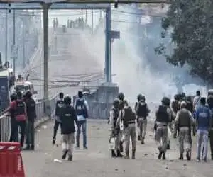 گروه های مسلح کوکی و ناگا به جان هم افتادند  -  9نفر کشته 14 خانه به آتش کشیده شد