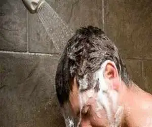 این 5 باور غلط درمورد دوش گرفتن را بریزید دور  -  بهتر است شب ها دوش بگیرید یا صبح ها ؟