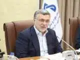 تقدیر روزنامه جمهوری اسلامی از وزیر بهداشت  -  او تلاش می کند مشکل کمبود دارو را برطرف کند