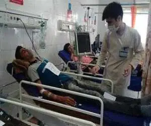 مسمومیت 60 دانشجو؛ مدیرکل امور دانشجویان وزارت علوم به دانشگاه بوعلی رفت
