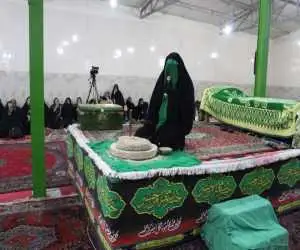 تعزیه شهادت حضرت زهرا (س) به یاد مادر  -  3 سال میزبانی این روستایی از مجلس فاطمیه