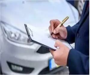 توقیف خودروی بی  ام  و با سرعت 222 کیلومتر در آزادراه همدان-ساوه
