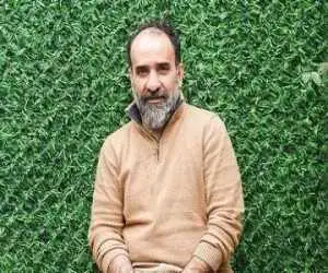 رضا امیرخانی عزیز ما یازده ماه است که ناهوشیار است -  با صبوری و توکل، در انتظار هوشیاری هستیم