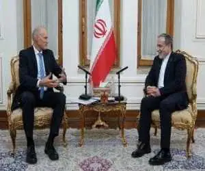عراقچی: ایران در دفاع از حاکمیت ملی و تمامیت ارضی خود درنگ نمی کند
