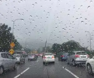 وضعیت جاده ها و راه ها، امروز اول آبان 1405؛ بارش باران در جاده های شمالی کشور  -  تردد روان در محورهای مواصلاتی