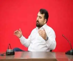 رسانه داری با (عقلانیت انقلابی) -  روزنامه نگار است که حرف اول و آخر را در محتوا می زند