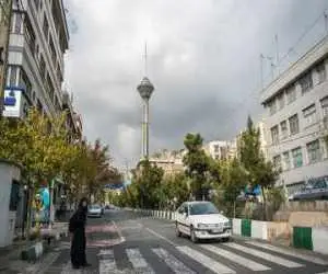 پیش بینی هوای تهران طی پنج روز آینده؛ از یخبندان تا رگبار باران