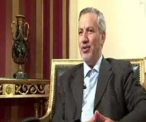 عطاءالله مهاجرانی: ساقی در مطلع غزل حافظ، خداوند است