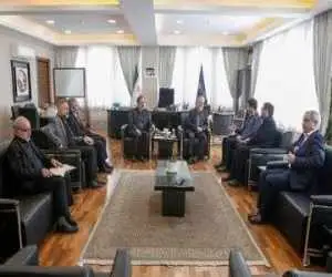 تفاهم نامه همکاری برای برگزار شدن جشنواره تئاتر خیابانی مریوان امضا شد