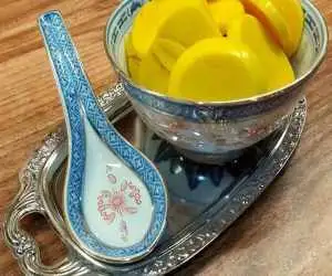 درست کردن ترشی موسیر خانگی؛ از روش سنتی تا ترکیب خوشمزه با رب انار