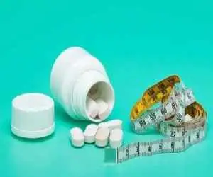 هشدار پلیس درمورد وجود شیشه در برخی قرص های لاغری غیرمجاز عرضه شده در عطاری ها  -  برخی قرص های لاغری حاوی متامفتامین هستند