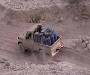 روایتی از زندگی سوخت بران در جنوب کرمان؛ (با یک جرقه می بینی خود سوخت بر و ماشینش به هوا رفتند) -  برخی 10 خودرو می خرند و به قاچاقچیان اجاره می دهند